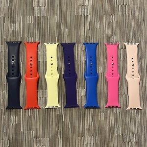 💰SOLD💰Silicon Watch bands to fit Apple Watch 38/40mm